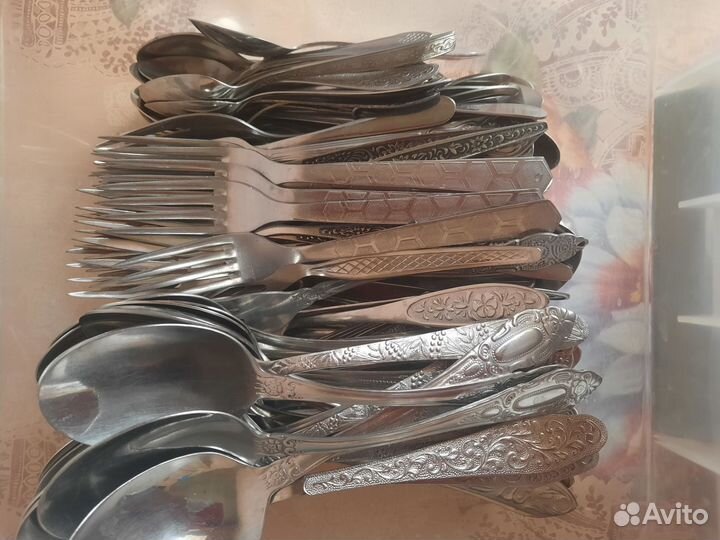 Столовые приборы