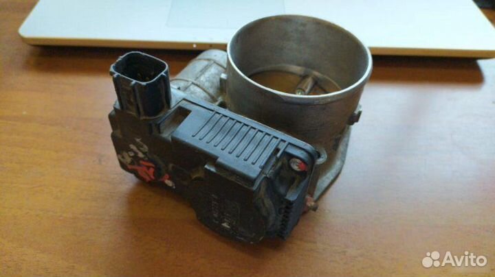 Дроссельная заслонка Infiniti Fx35