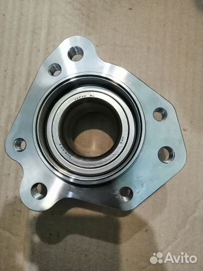 Ступица зад. правая Honda CR-V 96-01 (лев. руль)