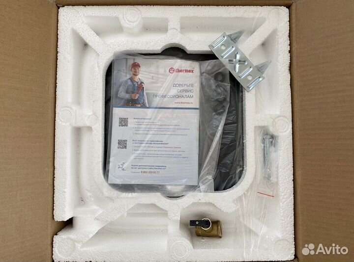 Водонагреватель Thermex 15л Новый