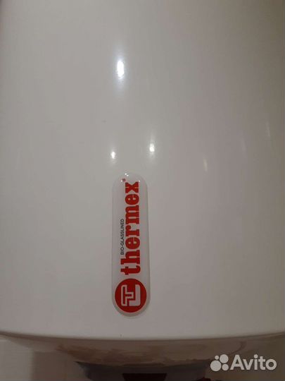 Электрический накопительный водонагревател ь