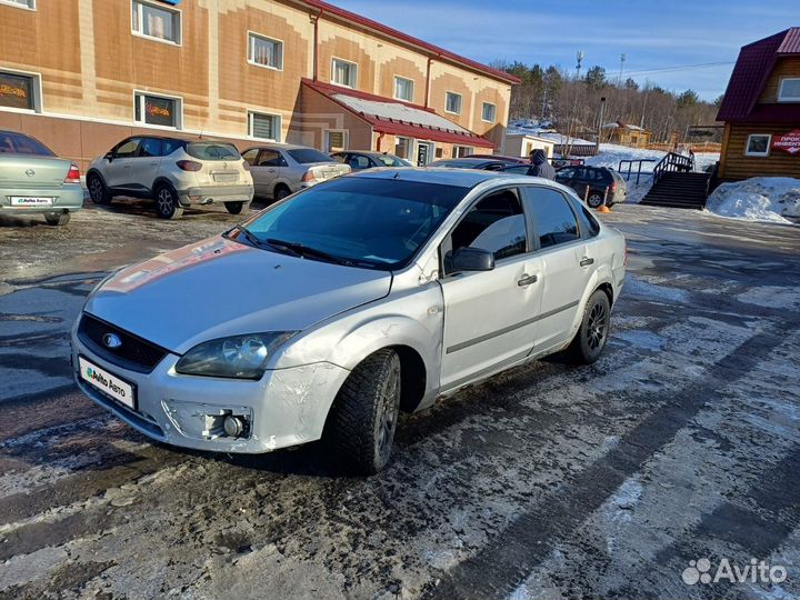 Ford Focus 1.4 МТ, 2008, 250 000 км