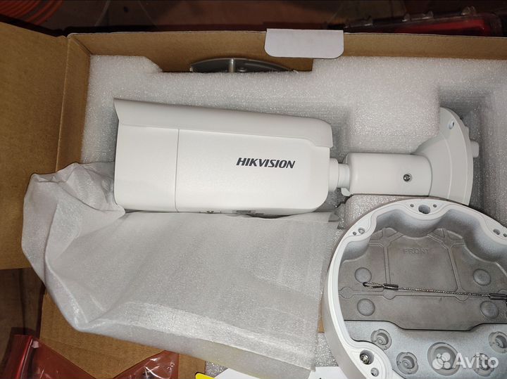 Видеокамера Hikvision DS-2CD2635FWD-IZS (2.8-12mm)