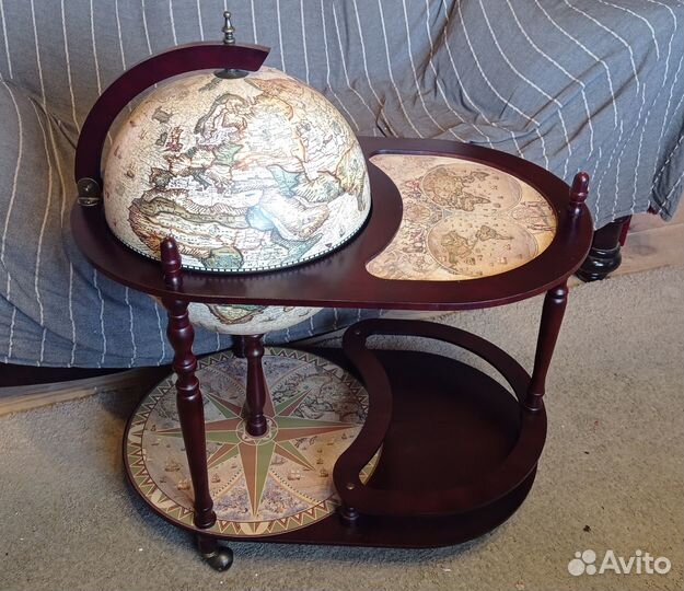 Винный шкаф 