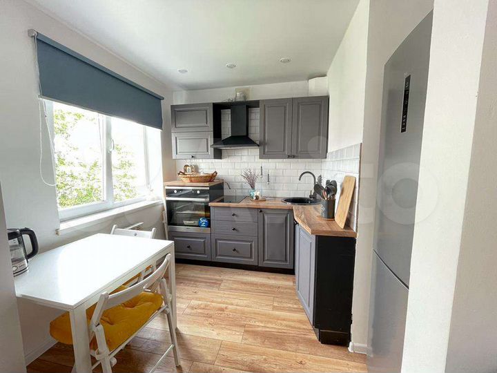 3-к. квартира, 50 м², 5/5 эт.