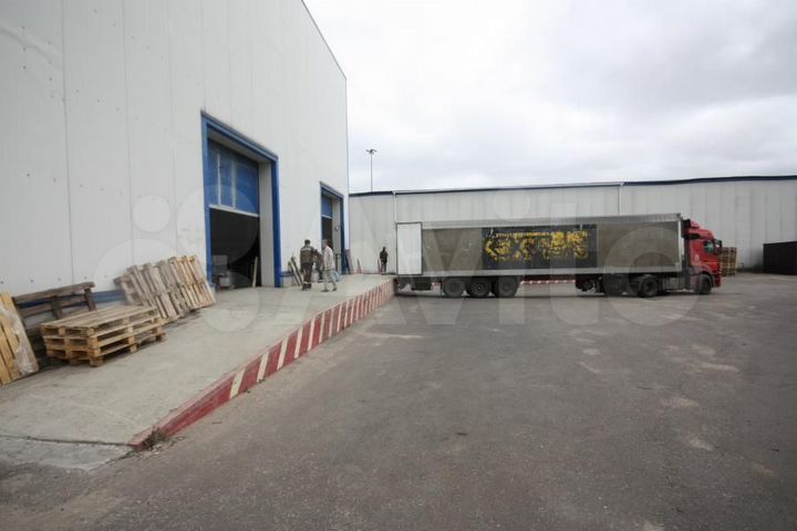 Аренда пл. 3200 м2 под склад, теплый склад