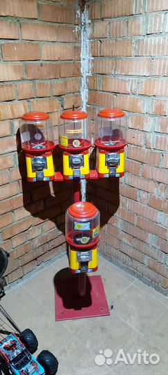 Автоматы с жвачками