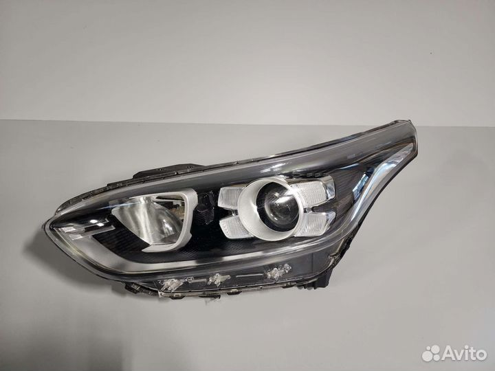 Фара Kia cerato 4