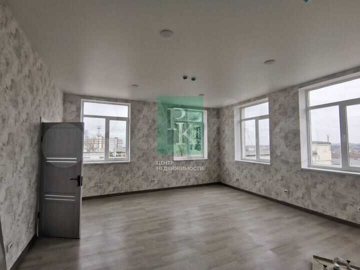 Офис с ремонтом и мебелью на Паршина