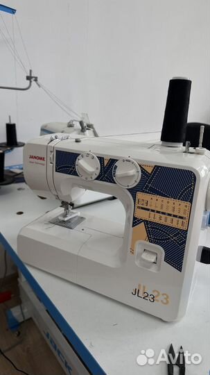 Швейная машина Janome JL 23