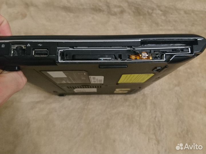 Ноутбук Fujitsu Siemens Amilo Pro V3205