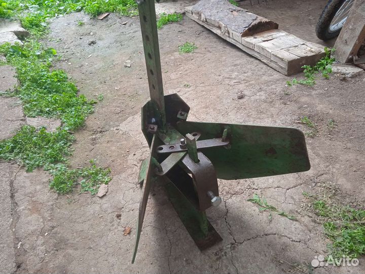 Плуг для мотоблока