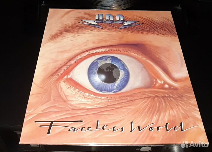Lp U.D.O. – Faceless World 1990