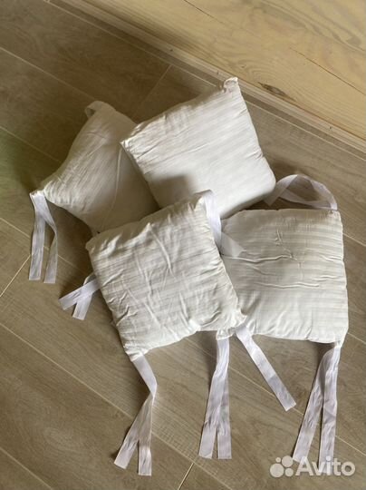 Бортики в кроватку