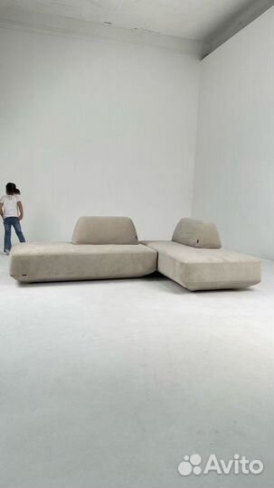 Диван прямои 4400х1700 мм