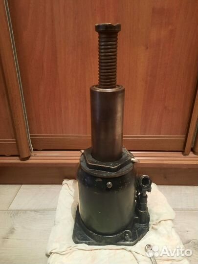 Домкрат шааз - 16 тонн