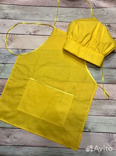 Фартук и колпак детский