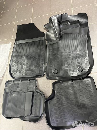 Комплект ковриков салона Logan 2