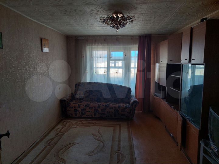 3-к. квартира, 70 м², 1/2 эт.