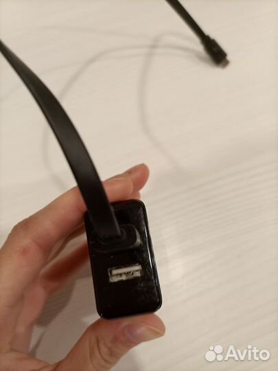 Зарядка для телефона с разъёмом micro-usb