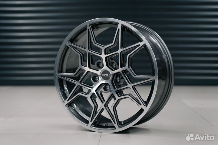 Кованые диски R21 на Jeep Gran Cherokee