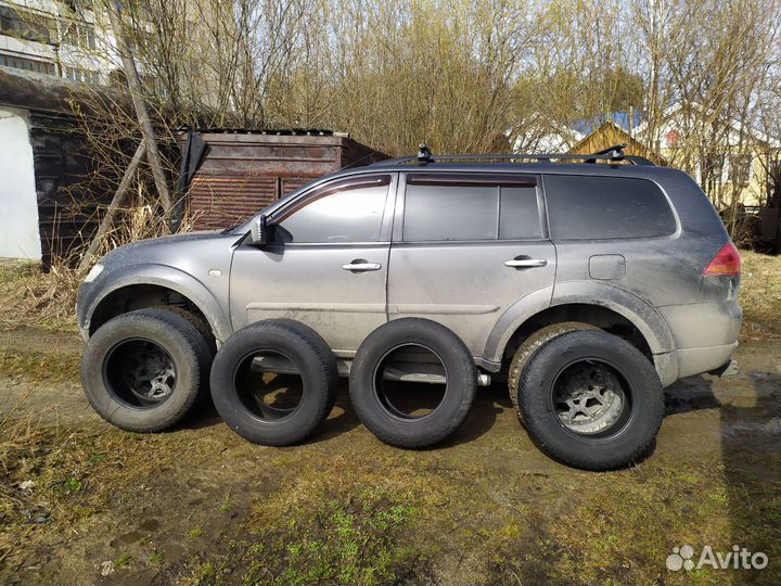 Yokohama Geolandar A/T G011 285/65 R17