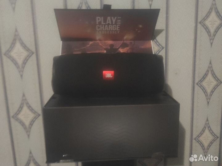 Колонка jbl charge 4