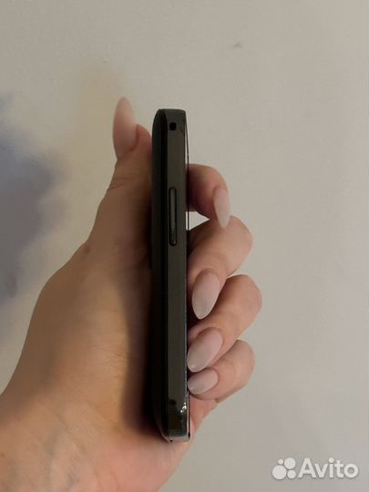 Телефон Samsung GT-S5830