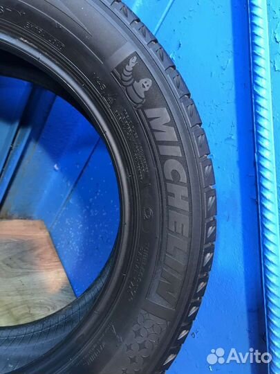 Michelin X-Ice XI2 205/60 R16