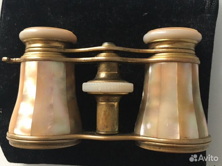 Театральный старинный бинокль