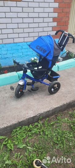 Детский 3х колесный велосипед с ручкой