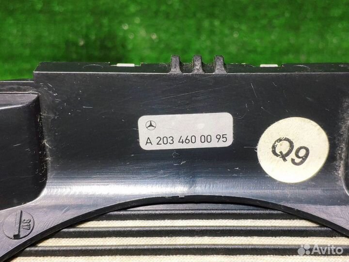 Кожух рулевой колонки Mercedes Benz c w203