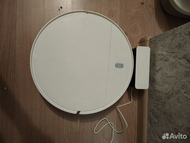 Робот пылесос xiaomi vacuum cleaner mop essential