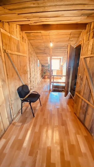 Дом 180 м² на участке 10 сот.