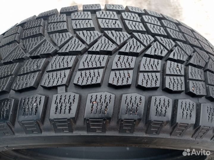 Maxxis MA-STL Presa Ice 235/55 R19