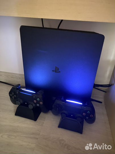 Sony PS4 Slim