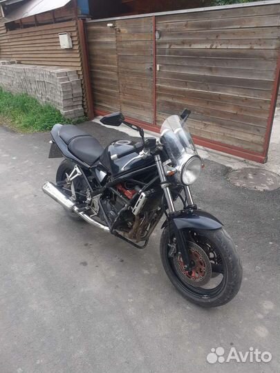 Suzuki bandit 400