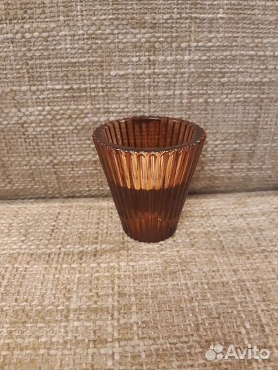 Подсвечники из темного секла