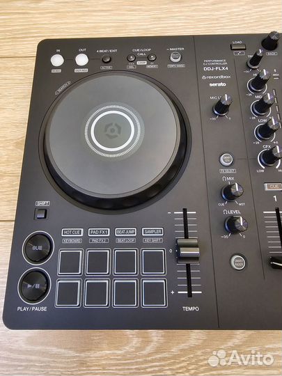 DJ-контроллер Pioneer DDJ-FLX4