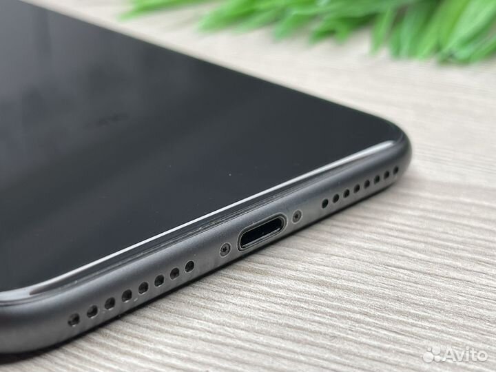 iPhone 8 Plus 256GB Black (околоидеал)