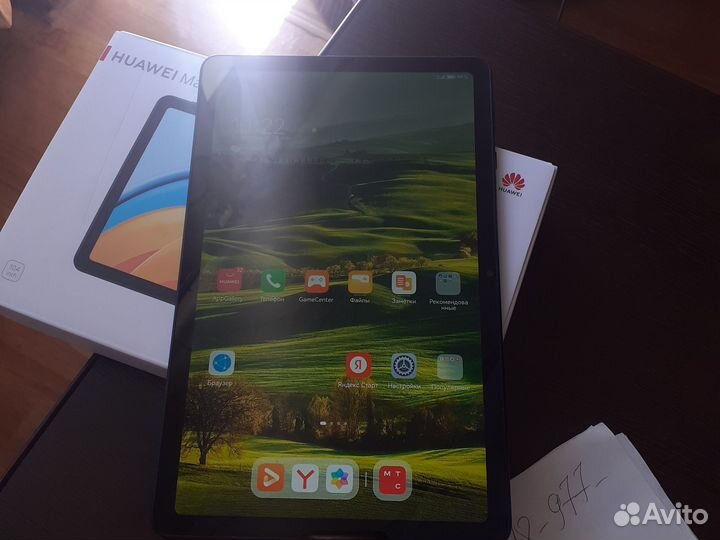 Huawei планшет