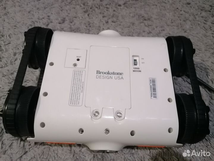 Робот-шпион танк Brookstone