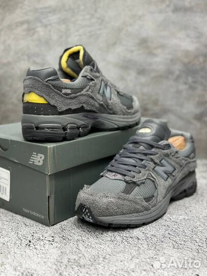 Кроссовки New Balance 2002R