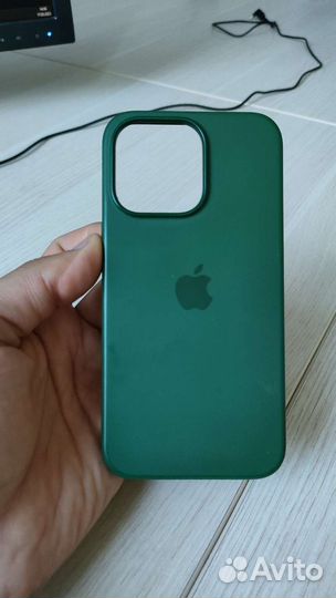 Оригинальный чехол для iPhone 13 pro зелёный