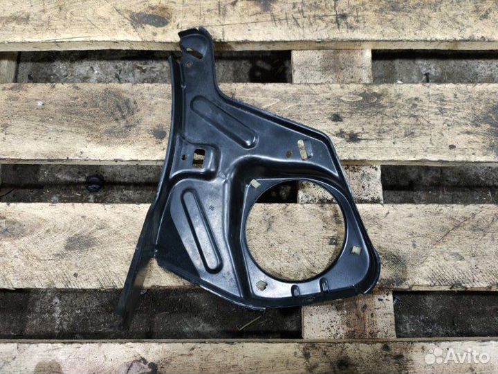 Кронштейн осушителя передний Bmw 5 E39 M52B28 1998