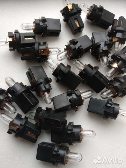 Лампочки для панели автомобиля