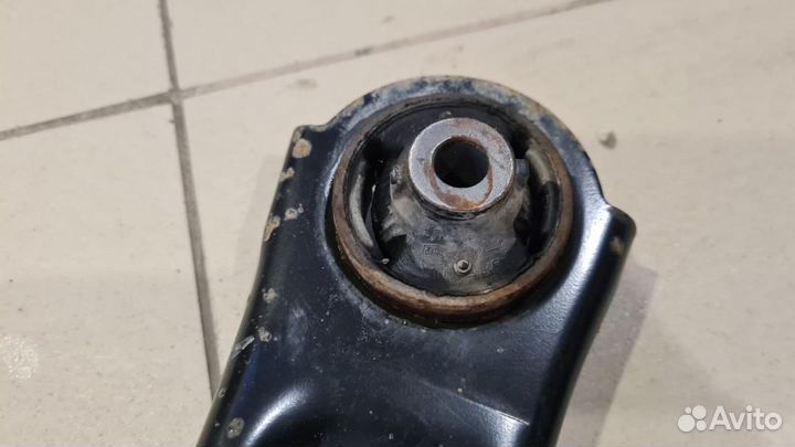 Рычаг передний правый нижний Nissan Qashqai+2