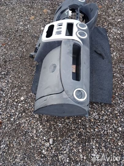 Торпедо Renault Logan 1 рестайлинг