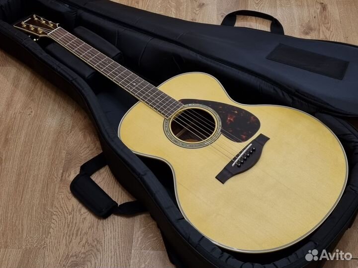 Yamaha LJ6 ARE Natural