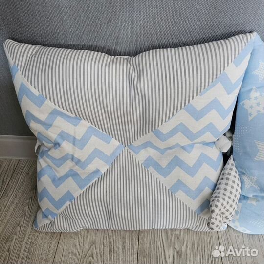 Подушка, бортик на кроватку